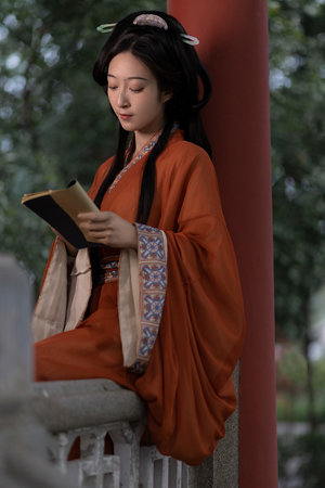 三个女人一个墟