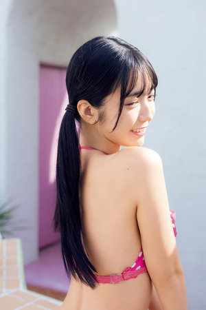 高冷男总裁憋尿被揉下面